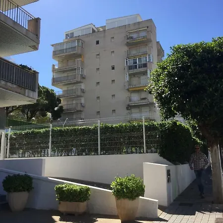 Familiar Leomar Salou