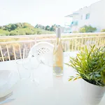 Familiar Leomar Apartman